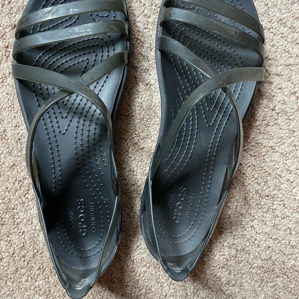 Crocs Women’s Strappy Sandals Sz. 9